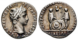 Augustus. Denarius. 7-6 a. C. Lugdunum. (Ffc-22). (Ric-207). (Cal-852). Anv.: CAESAR AVGVSTVS DIVI. F. PATER. PATRIE, his laureate head right. Rev.: C...