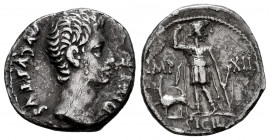Augustus. Denarius. 11-10 BC. Lugdunum. (Rsc-168). (Ffc-129). (Ric-183). (Cal-833). Anv.: AVGVSTVS DIVI. F , bare head of Augustus right. Rev.: IMP. -...