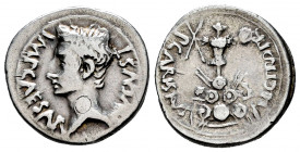 Augustus. P. Carisius. Denarius. 23 BC. Emerita (Mérida). (Rsc-402). (Ffc-255). (Ric-4b). (Cal-405). Anv.: IMP. CAESAR AVGVST bare head of Augustus le...
