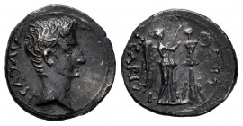 Augustus. Quinarius. 25-23 BC. Emerita (Mérida). (Ric-I 1a). (Bmcre-293). (Rsc-386). Anv.: AVGVST, bare head to right. Rev.: P CARISI LEG, Victory sta...