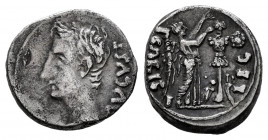 Augustus. Quinarius. 25-23 BC. Emerita (Mérida). (Ric-I 1b). (Rsc-387). Anv.: AVGVST, bare head to left. Rev.: P CARISI LEG, Victory standing facing, ...