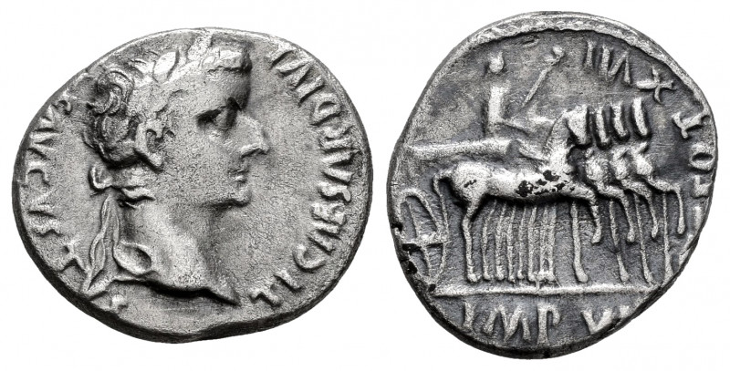 Tiberius. Denarius. 15-16 AD. Lugdunum. (Ric-4). (Rsc-48). Anv.: TI. CAESAR DIVI...