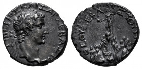 Tiberius. Drachm. 17-32 AD. Caesarea (Cappadocia). (RPC-3620). (Sydenham-Caesarea 42). Anv.: ΤΙΒΕΡΙΟΣ ΚΑΙΣΑΡ ΣΕΒΑΣΤΟΣ, laureate head right. Rev.: ΘΕΟΥ...