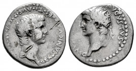 Germanicus with Divus Augustus. Denarius. 37-38 AD. Caesarea (Cappadocia). (Rsc-2b). (Ric-60). (Rsc-2b). Anv.: Bare head of Germanicus to right, aroun...