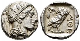 Attica. Tetradrachm. 454-404 BC. Athens. (Svoronos pl. 11, 1-16). (Gc-2526). (Sng Cop-31). Anv.: Head of Athena right, wearing crested Attic helmet or...