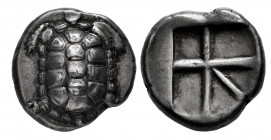 Attica Islands. Aegina. Stater. 456/45-431 BC. (Sng Cop-517). (Dewing-1683). (Gillet-948). Anv.: Land tortoise with segmented shell seen from above, h...