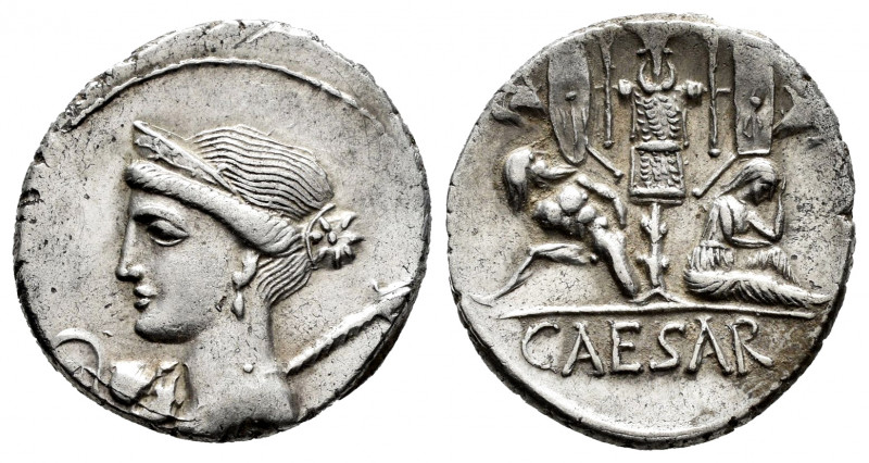 Julius Caesar. Denarius. 44 BC. Galia. (Ffc-12). (Craw-468/2). (Cal-646). Anv.: ...