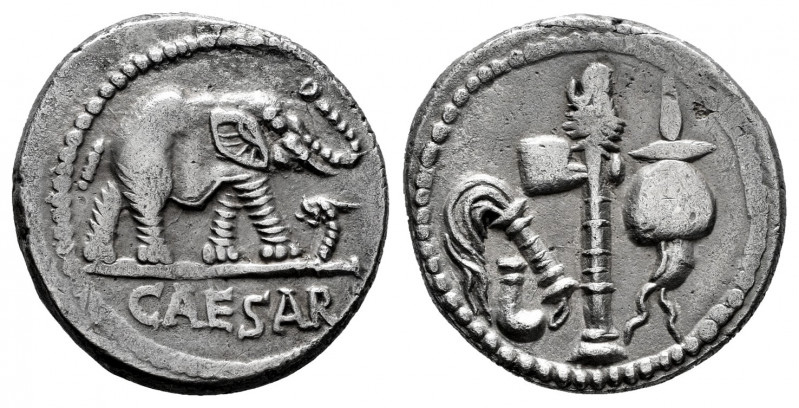 Julius Caesar. Denarius. 54-51 BC. Galia. (Ffc-50). (Craw-443/1). (Cal-640). Anv...