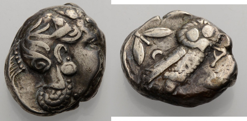 Attika. 
Athen. 
Tetradrachmon, 3.-2. Jh. v. Chr. Kopf der Athena mit Helm und...