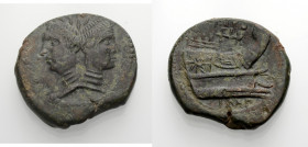 Imperatorische Prägungen. 
Pompejus Magnus, + 48 v. Chr. As, 45 v. Chr. Spanien oder Sizilien. Januskopf mit Gesichtszüge des Pompejus, l. und r. Rv....