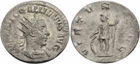 Kaiserzeit. 
Gallienus, 253-268. Antoninian, Viminacium. Gep. Büste mit Strkr. n. r. VIRTVS AVG Virtus mit Schild und Lanze n.l. stehend. 3,50 g. RIC...