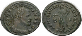Kaiserzeit. 
Constantius I. Caesar, 293-305. Follis, 301/3-305 Trier. Gep. Büste mit L. n.r. Rv. GENIO POPV-LI ROMANI/S-F/PTR Genius n.l. stehend, Pa...