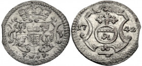 Sachsen/-Alb. Linie, Kurfürstentum nach 1547. 
FRIEDRICH AUGUST II., 1733-1763. Pfennig 1742, Dresden. Gekröntes Wappen, darunter Mmz. F.W.\'f4 F. Rv...