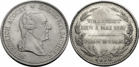 Sachsen, Königreich. 
FRIEDRICH AUGUST I., 1806-1827. Konventionstaler 1827 auf seinen Tod. Kopf r. Rv. Schrift zwischen Zypressenzweigen. J.&nbsp;44...