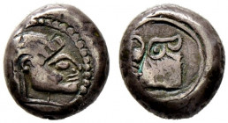 Kolchis. 
Hemidrachme ca. 425-320 v. Chr. Archaischer Frauenkopf nach rechts / Stierkopf nach rechts. SNG BM 1023. 2,35 g sehr schön