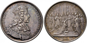 Frankreich-Königreich. Louis XV. 1715-1774. 
Silbermedaille 1722 mit Signatur RÖG, auf seine Krönung in Reims. Brustbild im Krönungsornat nach rechts...