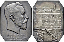 Brandenburg-Preußen. Wilhelm II. 1888-1918. 
Mattierte, silberne Medaillenklippe (oktogonal) 1912 von Korschann (bei Lauer, Nürnberg), auf das 17. De...