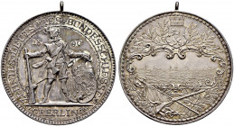 Brandenburg-Berlin, Stadt. 
Tragbare Silbermedaille 1890 von Lauer, auf das 10. Deutsche Bundesschießen. Von vorn stehender Musketier mit dem Reichss...