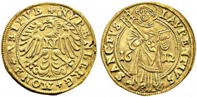 Nürnberg, Stadt. 
Goldgulden 1612. Nach links blickender Adler mit einem "N" auf der Brust / Leicht nach links blickender Laurentius mit geschulterte...