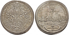 Nürnberg, Stadt. 
Reichstaler 1694. Münzmeister G.F. Nürnberger. Drei ovale Wappenschilde in verzierten Kartuschen. Darüber ein Engelsköpfchen und an...