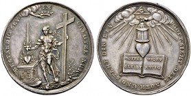 Nürnberg, Stadt. 
Silbermedaille o.J. (um 1720) wohl von G.W. Vestner, auf das Gottvertrauen. Weibliche Figur steht mit Kreuz (an dessen Basis die kl...
