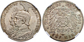 Silbermünzen des Kaiserreiches. PREUSSEN. 
Wilhelm II. 1888-1918. 5 Mark 1901. 200 Jahre Königreich. J. 106. In Plastikholder der NGC (slabbed) mit d...
