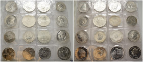 Lots. 
42 Stücke: DDR-Gedenkmünzen in Silber (zumeist, dabei 14x 20 Mark und 15x 10 Mark) und Neusilber von Schinkel 1966 bis Feuerbach 1979. prägefr...