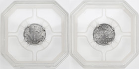 Bazor - Pré-série 50 centimes 1942 avec croix dans les globules 
Coque GENI FR58UVHGHR

Aluminium - 0,78 grs - 18 mm
F.195 (édition 2019)
FDC / SP65
R...