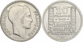 Turin - ESSAI PIEFORT 20 francs 1945 
Tranche lisse.

Cupro-nickel - 20,74 grs - 30 mm
GEM.206.EP
SPL
R

Rare et superbe exemplaire.