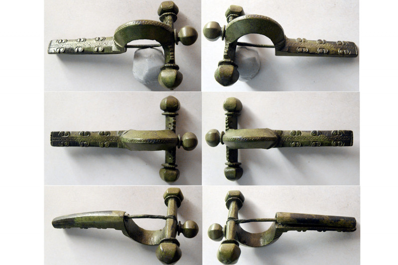 ROMAN EMPIRE. Circa 3rd.-4th. Century AD. Large Bronze Fibula (103.34 gm; 102mm ...