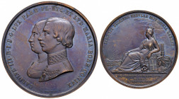 PARMA Carlo III (1849-1854) Medaglia 1849 ritorno del Duca in città - Opus: D. Bentelli - AE (g 112,12 - Ø 60 mm) R

 

FDC
