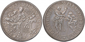 Alessandro VII (1655-1667) Piastra San Pietro nimbato - Munt. 7 AG (g 32,19) RR Fondi leggermente ritoccati

 

BB