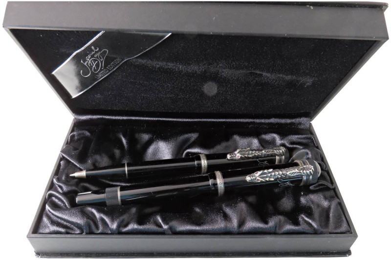 MONTBLANC Penna stilografica e portamine - Modello 28610 Imperial Dragon - Stilo...