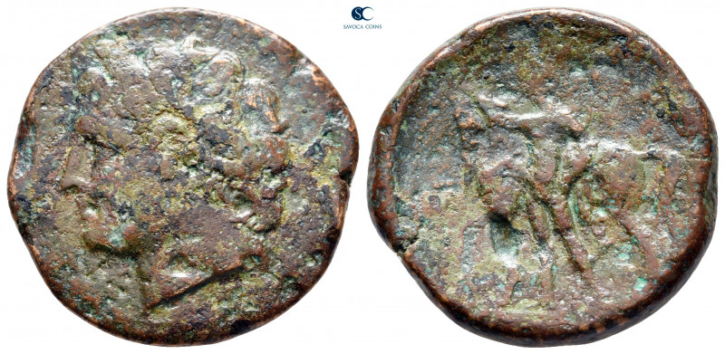 Sicily. The Mamertinoi circa 220-200 BC. 
Bronze Æ

26 mm, 10,49 g



fin...