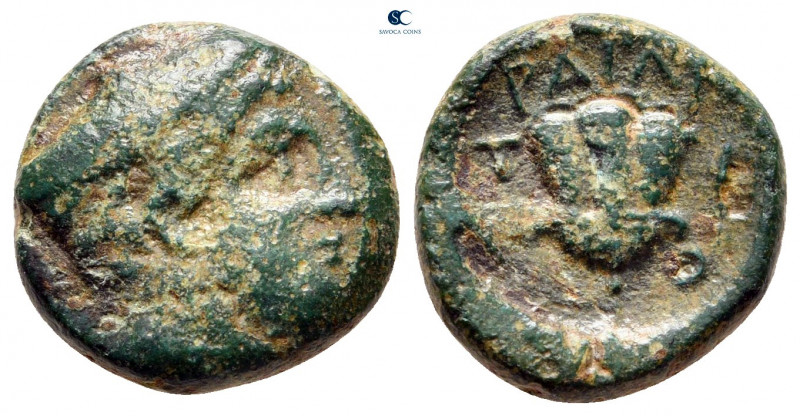 Macedon. Tragilos circa 400 BC. 
Bronze Æ

14 mm, 3,52 g



nearly very f...