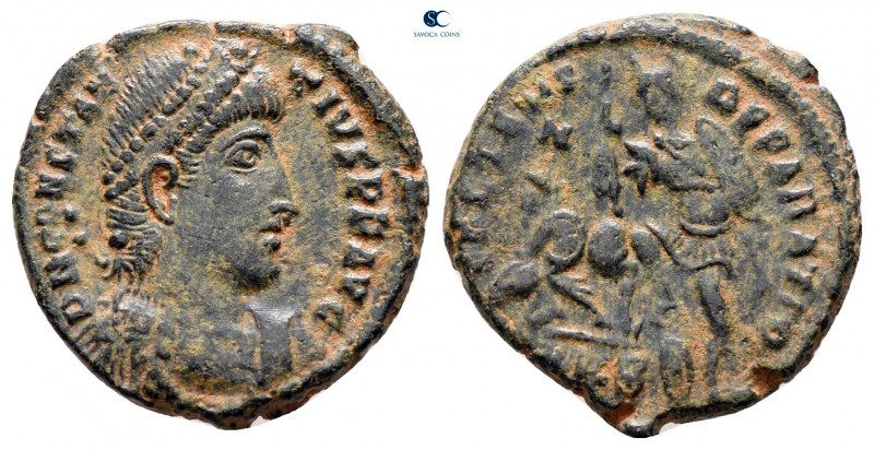 Constantius II AD 347-355. Cyzicus
Follis Æ

17 mm, 2,51 g



nearly very...