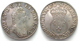 FRANCE. Ecu 1717 W, Lille mint, Louis XV, silver, AU