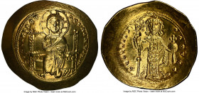 Constantine X Ducas (AD 1059-1067). AV histamenon nomisma (25mm, 4.43 gm, 5h). NGC Choice AU 5/5 - 5/5. Constantinople. +IhS IXS RЄX-RЄϚNANTIhm, Chris...