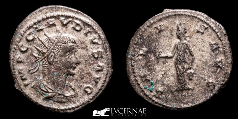 Roman Empire - Claudius II Gothicus. A.D. 268-270. silvered antoninianus (4,10 g...