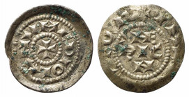 MILANO. Monetazione a nome di Enrico (1039-1125). Denaro scodellato Ag (0,74 g). BB+