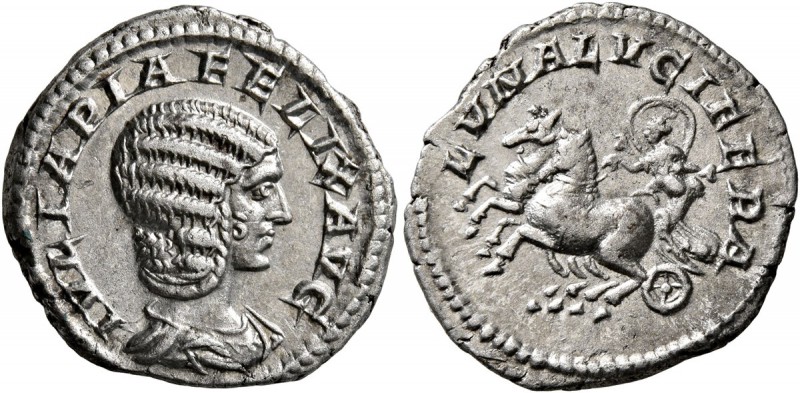Julia Domna, Augusta, 193-217. Denarius (Silver, 19 mm, 3.12 g, 1 h), Rome, 215-...