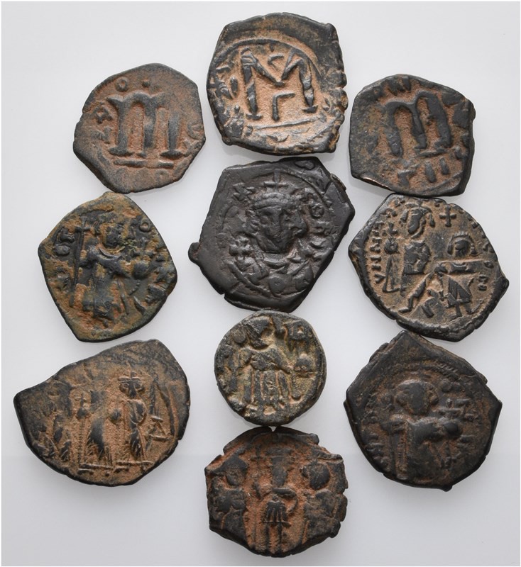 A lot containing 10 bronze coins. Includes: Arabo-Byzantine. Fine to very fine. ...