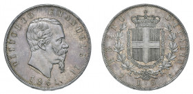 VITTORIO EMANUELE II (1861-1878) 

5 Lire 1861, Torino argento gr. 24,98. D/ VITTORIO EMANUELELE II RE D’ITALIA Testa a destra con baffi e pizzo, so...