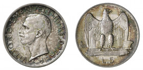 VITTORIO EMANUELE III (1900-1946) 

5 Lire 1926, argento gr. 4,98. D/ VITTORIO•EMANVELE•III• - RE•D’ITALIA• Testa nuda a sinistra, in basso al centr...