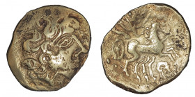 Carnutes (IIe - Ier siècle av. J.-C.). Statère au profil luniforme et à la joue lisse IIe-Ier s. av. J.-C.

DT.2532 ; Or - 6,61 g - 20 mm - 8 h

L...