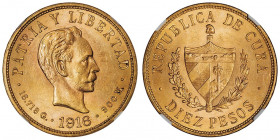 République. 10 pesos 1916, Philadelphie.

Fr.3 ; Or - 16,71 g - 26,5 mm - 6 h

NGC MS 62 (4352090-012). Superbe.