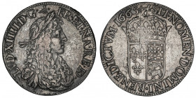Louis XIV (1643-1715). Écu de Béarn au buste juvénile 1665, Pau.

Dy.1490 - G.208 ; Argent - 27,11 g - 39 mm - 6 h

Type recherché. TB.