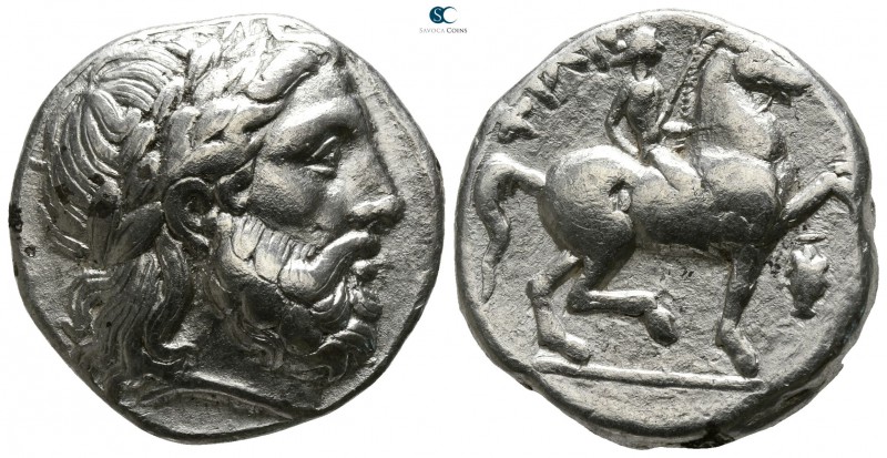 Kings of Macedon. Amphipolis. Philip II. 359-336 BC.
Tetradrachm AR

22mm., 1...
