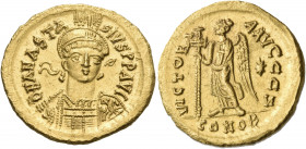 Anastasius I, 491-518. Solidus (Gold, 20 mm, 4.47 g, 6 h), Constantinople, Z = 7th officina, 492-507. D N ANASTA-SIVS P P AVG Helmeted and cuirassed b...