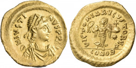 Justin I, 518-527. Tremissis (Gold, 15.5 mm, 1.48 g, 7 h), Constantinople. D N IVSTI-NVS PP AVC Diademed, draped and cuirassed bust of Justin I to rig...